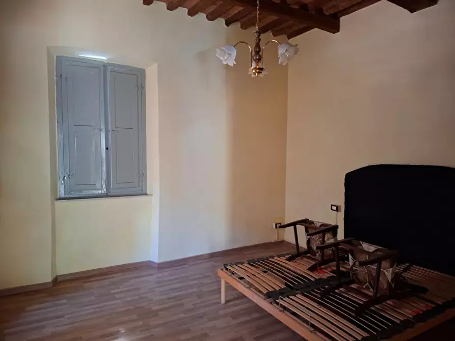Immagine 13 di Appartamento in vendita  a Vicopisano