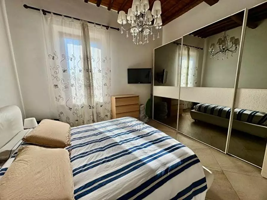 Immagine 9 di Appartamento in vendita  a Siena