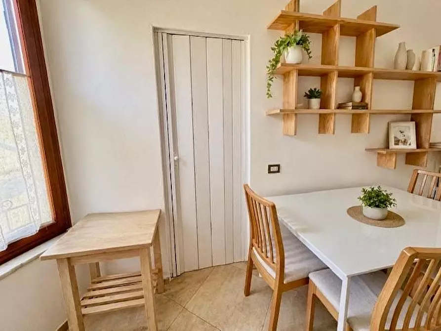 Immagine 6 di Appartamento in vendita  a Siena