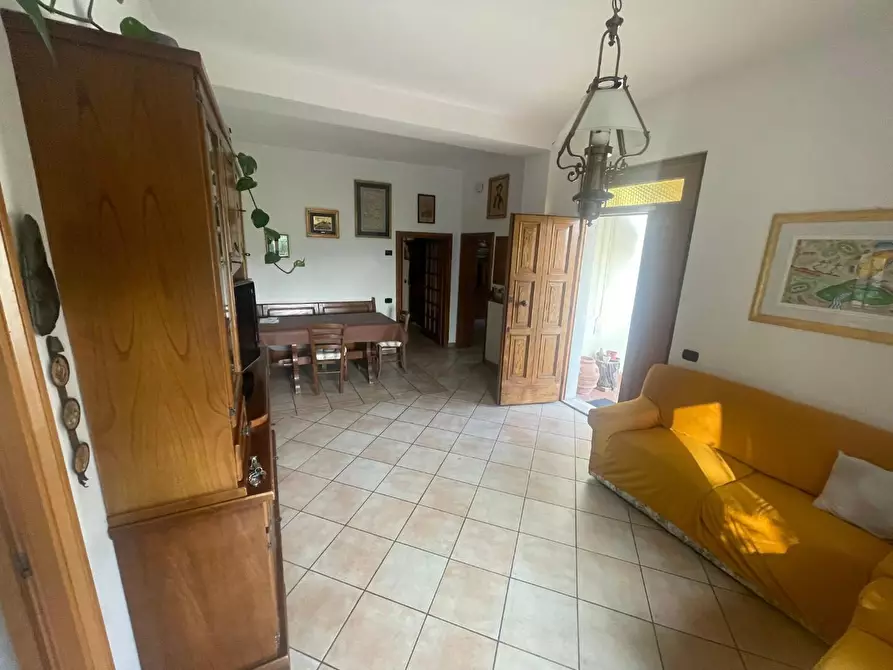 Immagine 4 di Casa semindipendente in vendita  a Poggibonsi