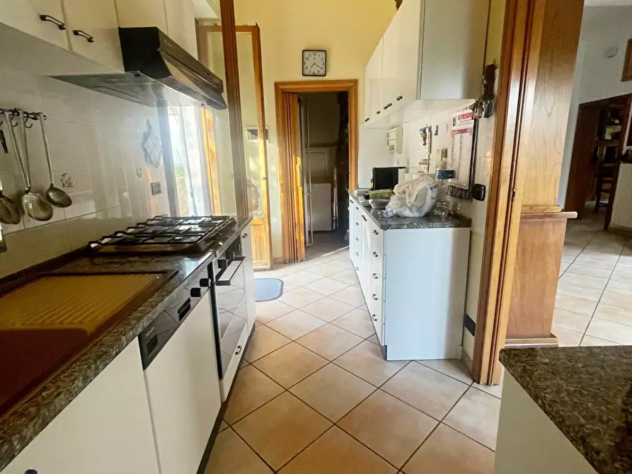 Immagine 9 di Casa semindipendente in vendita  a Poggibonsi