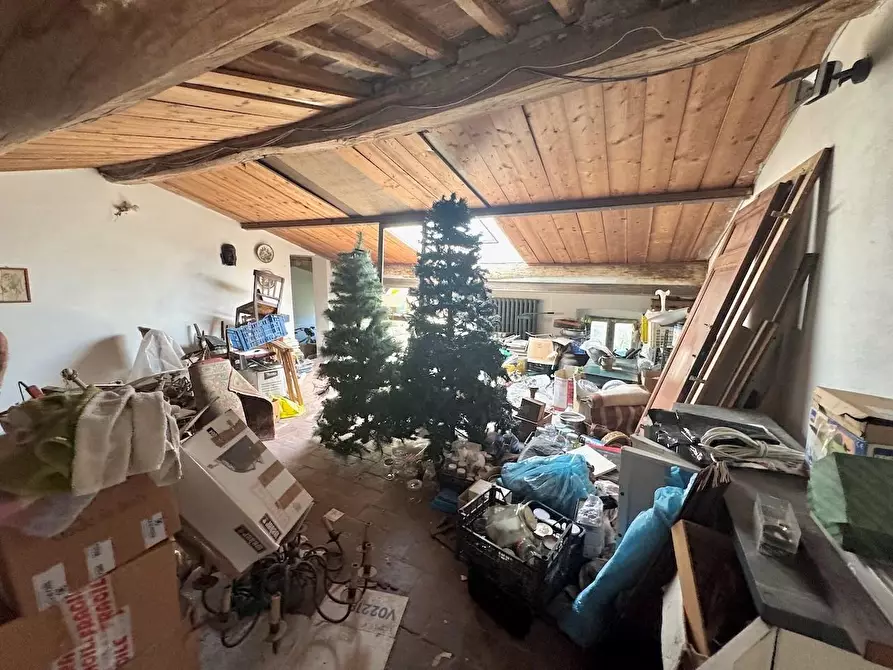 Immagine 46 di Villa in vendita  a Cascina