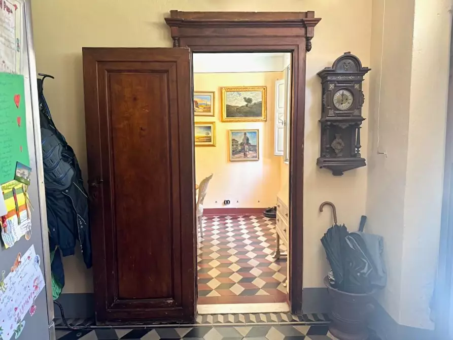 Immagine 18 di Villa in vendita  a Cascina