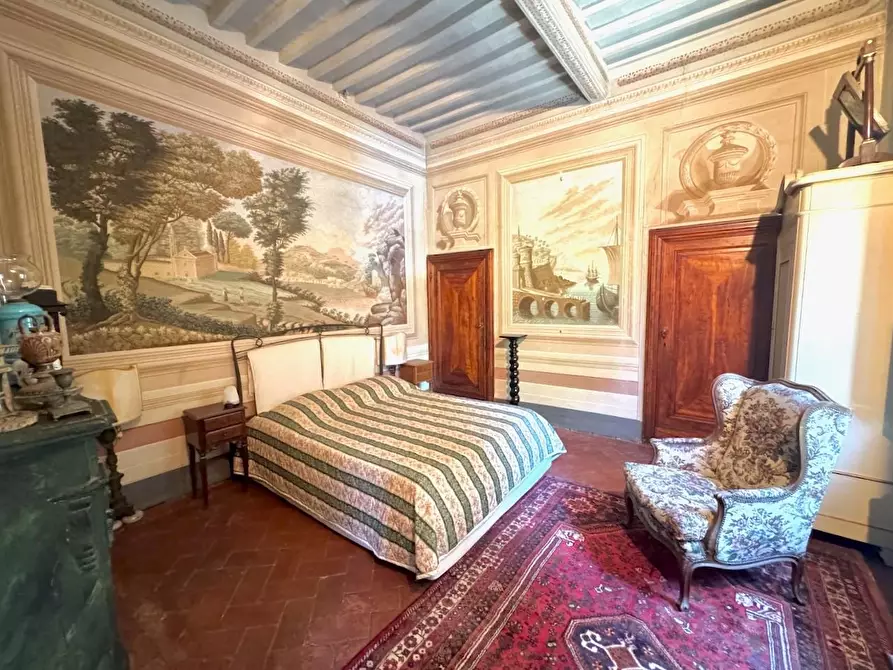 Immagine 27 di Villa in vendita  a Cascina