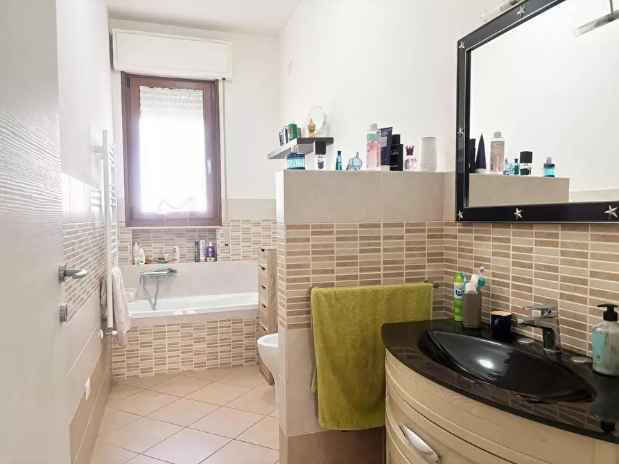 Immagine 28 di Appartamento in vendita  a Empoli