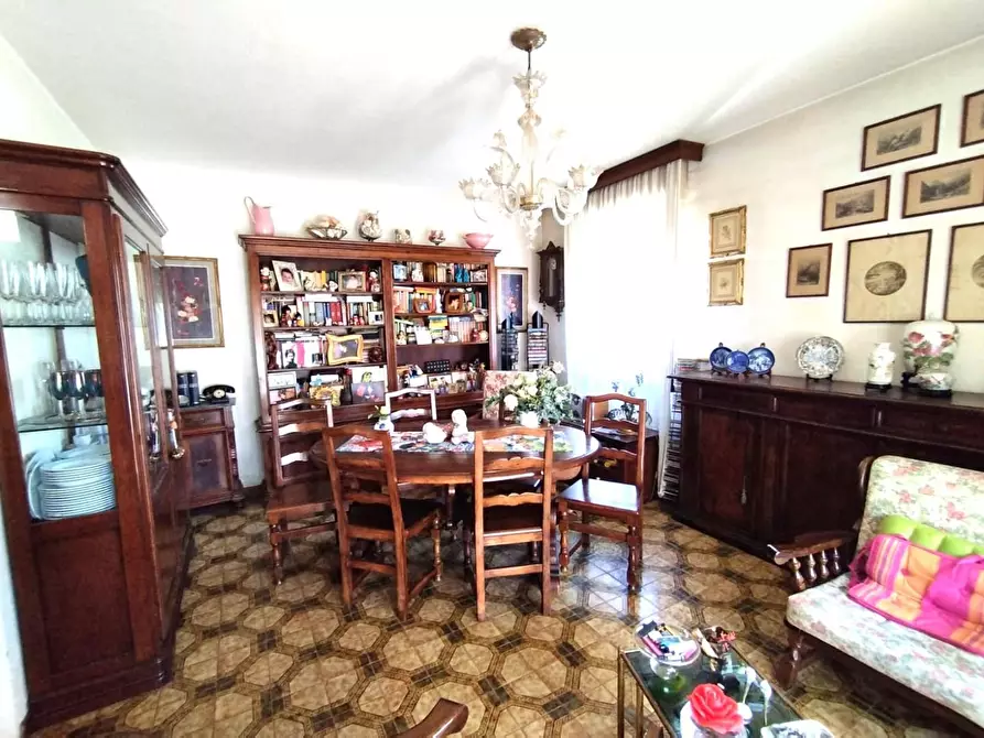 Immagine 8 di Villetta a schiera in vendita  a Viareggio