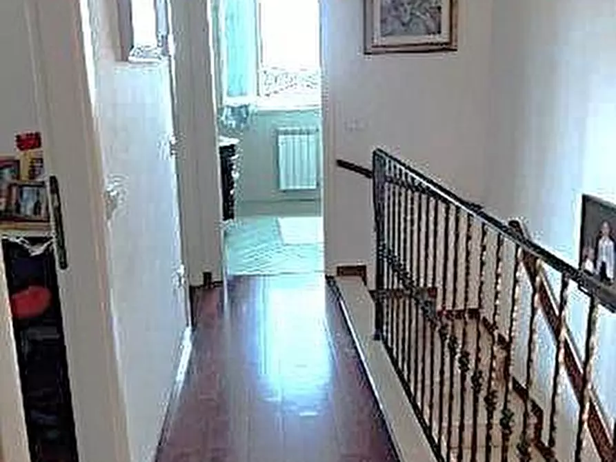 Immagine 36 di Casa bifamiliare in vendita  a Camaiore
