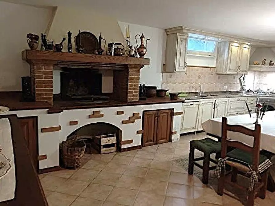 Immagine 16 di Casa bifamiliare in vendita  a Camaiore