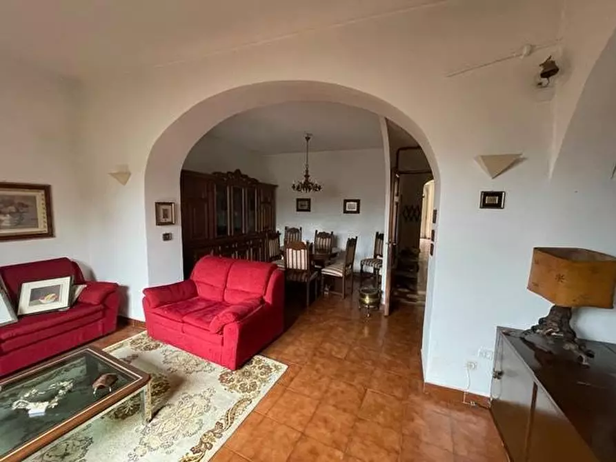 Immagine 2 di Appartamento in vendita  a Monticiano