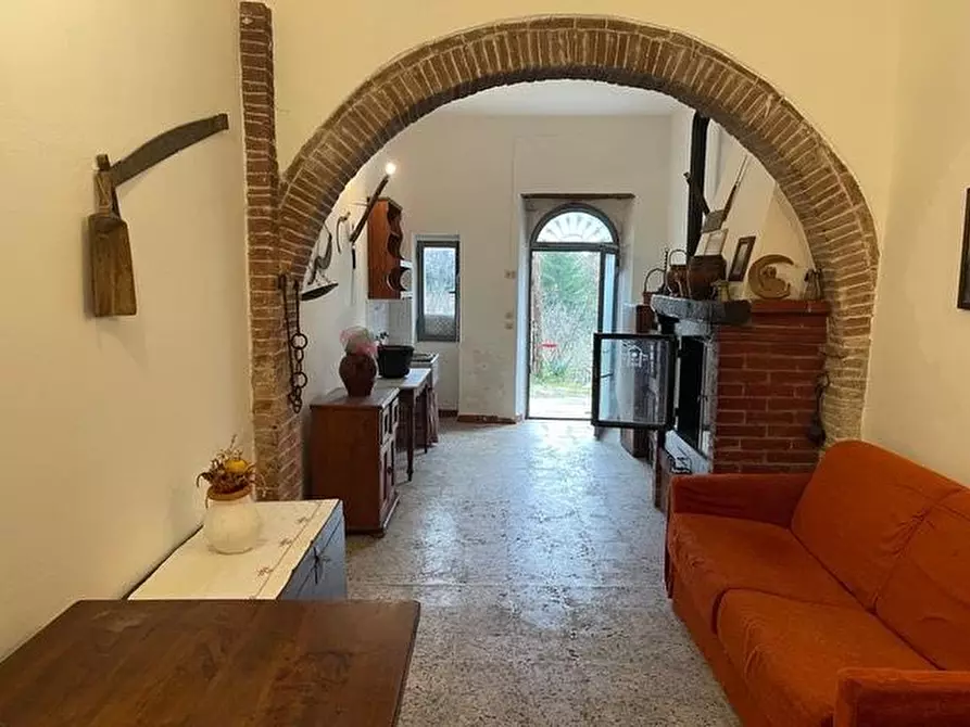 Immagine 35 di Appartamento in vendita  a Monticiano
