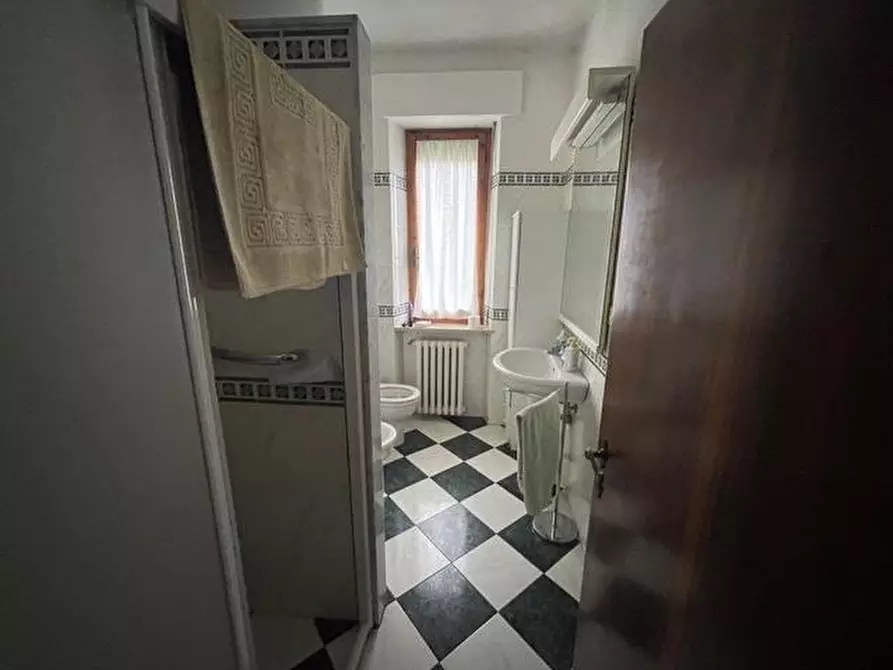 Immagine 22 di Appartamento in vendita  a Monticiano