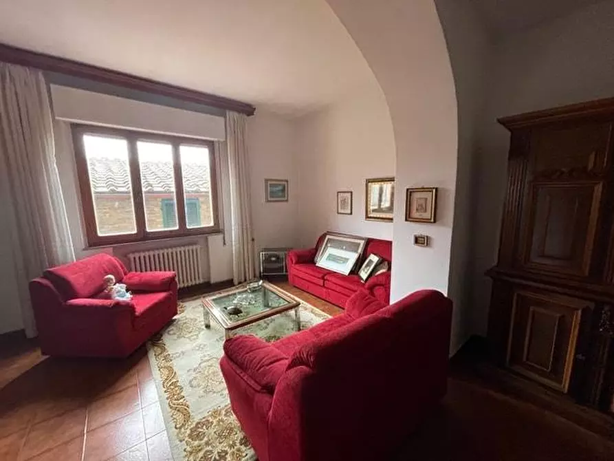 Immagine 1 di Appartamento in vendita  a Monticiano