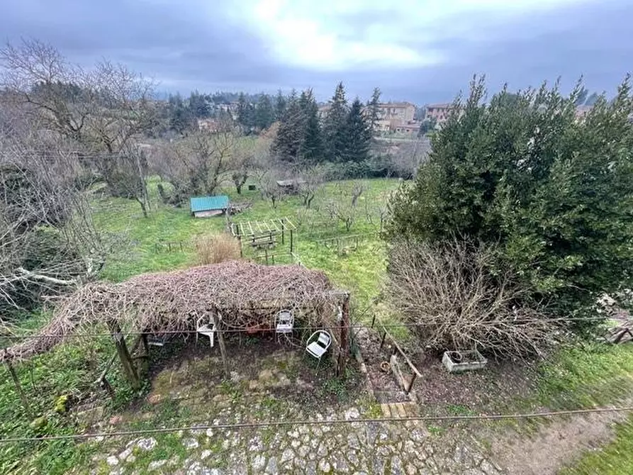 Immagine 30 di Appartamento in vendita  a Monticiano