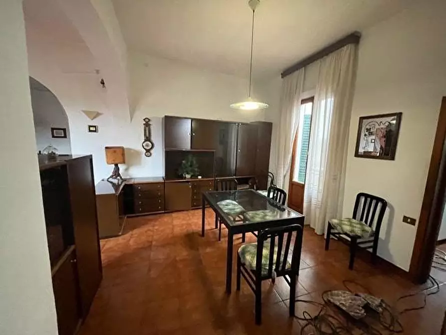 Immagine 12 di Appartamento in vendita  a Monticiano