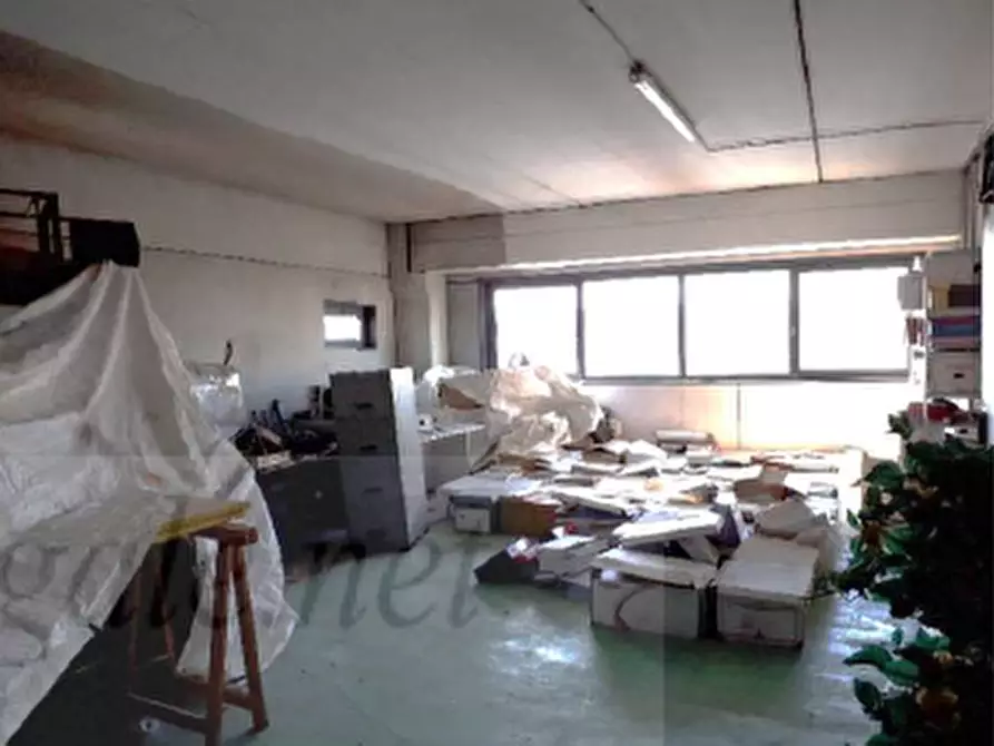 Immagine 28 di Capannone industriale in vendita  a Volpiano