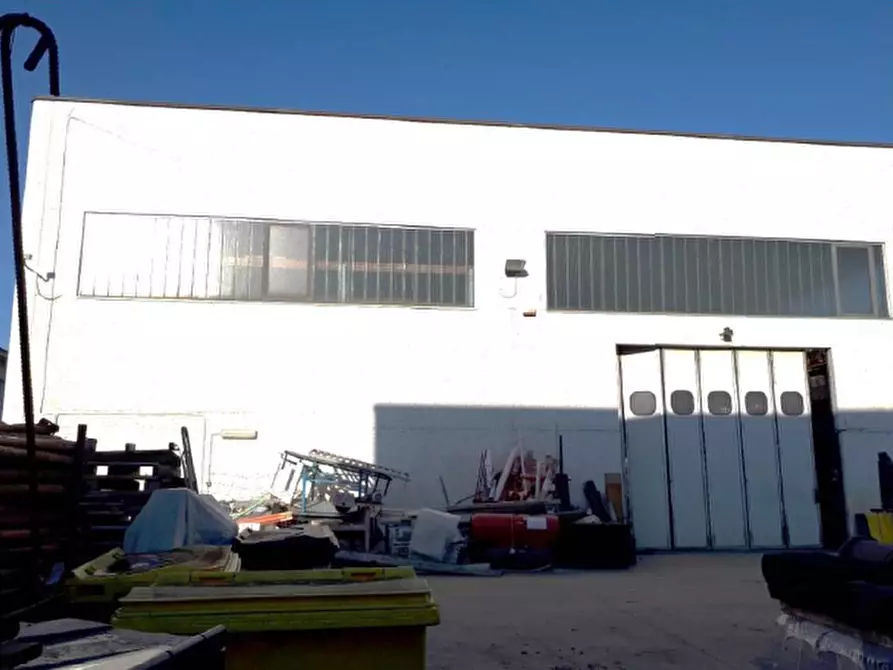 Immagine 5 di Capannone industriale in vendita  a Volpiano