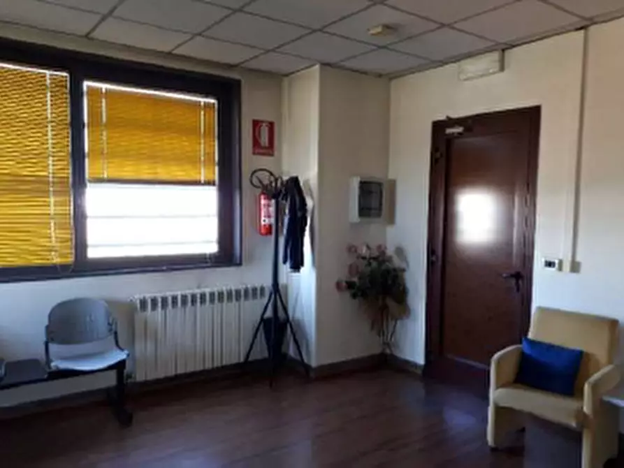 Immagine 18 di Capannone industriale in vendita  a Volpiano