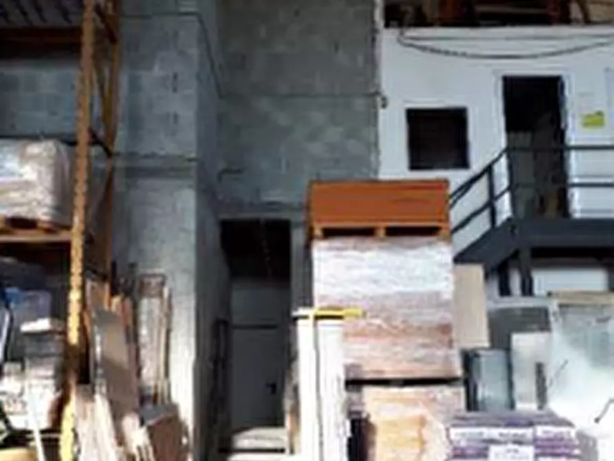 Immagine 13 di Capannone industriale in vendita  a Volpiano