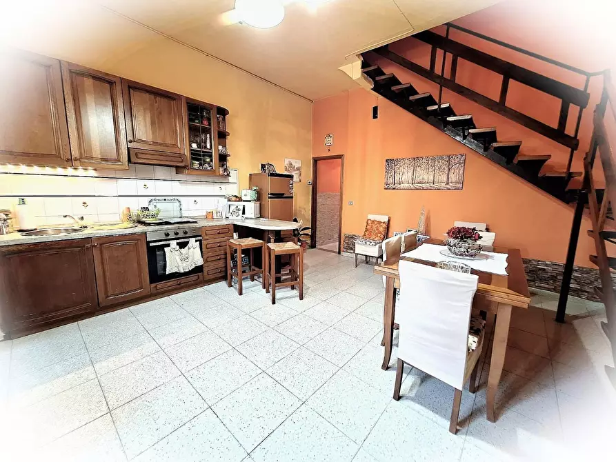 Immagine 4 di Terratetto in vendita  a San Giuliano Terme