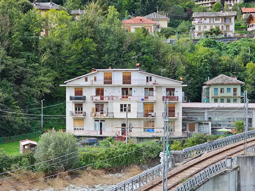 Immagine 1 di Appartamento in vendita  a Mezzenile