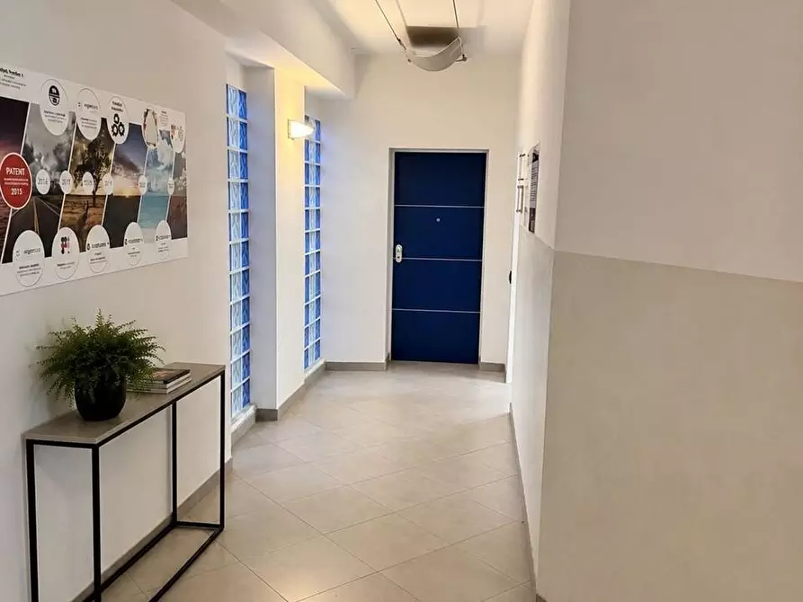 Immagine 2 di Laboratorio in affitto  a Montelupo Fiorentino