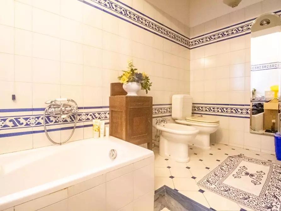 Immagine 23 di Villa in vendita  a San Giuliano Terme