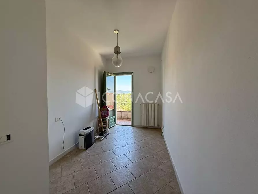 Immagine 12 di Appartamento in vendita  a Santa Maria A Monte