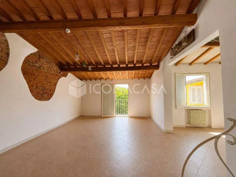 Immagine 1 di Appartamento in vendita  a Santa Maria A Monte