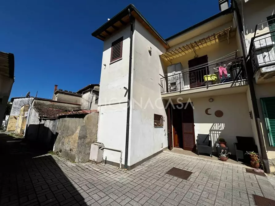 Immagine 28 di Terratetto in vendita  a Montopoli In Val D'arno