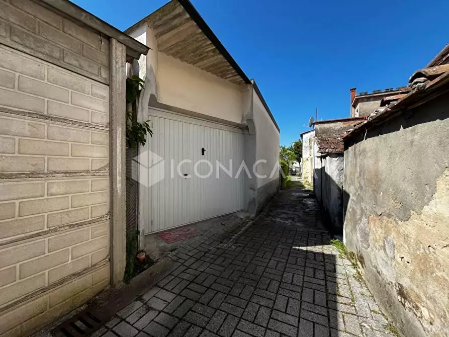 Immagine 27 di Terratetto in vendita  a Montopoli In Val D'arno