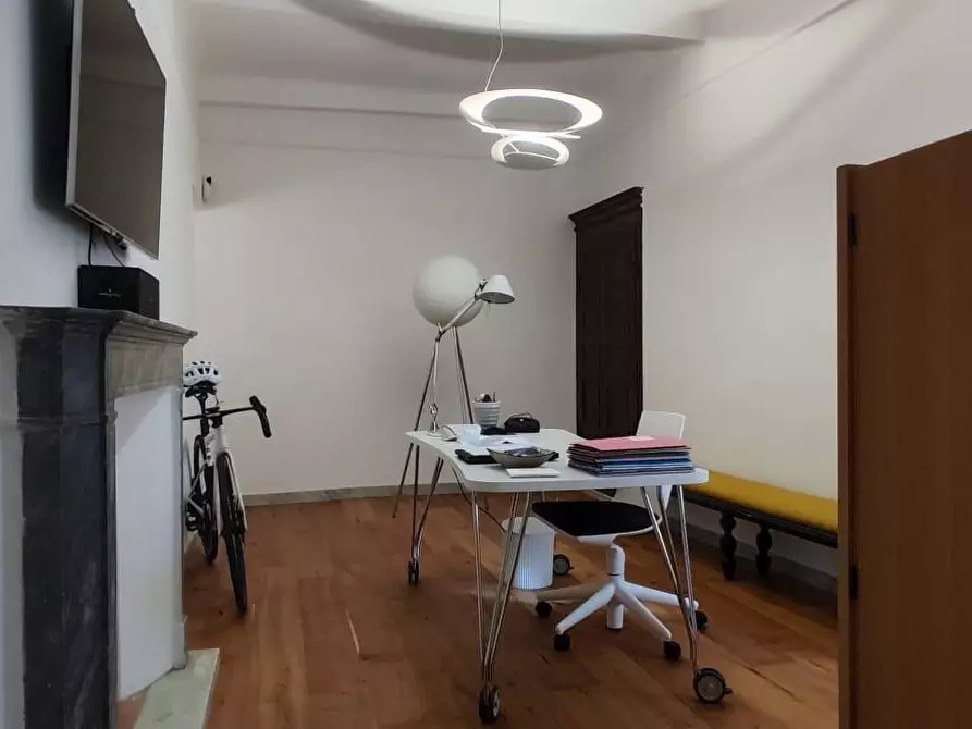 Immagine 15 di Appartamento in vendita  a Carrara