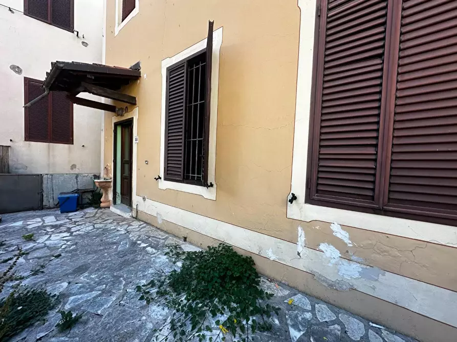 Immagine 4 di Appartamento in vendita  a Gallicano