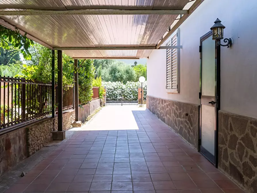 Immagine 22 di Villa in vendita  a Montelupo Fiorentino