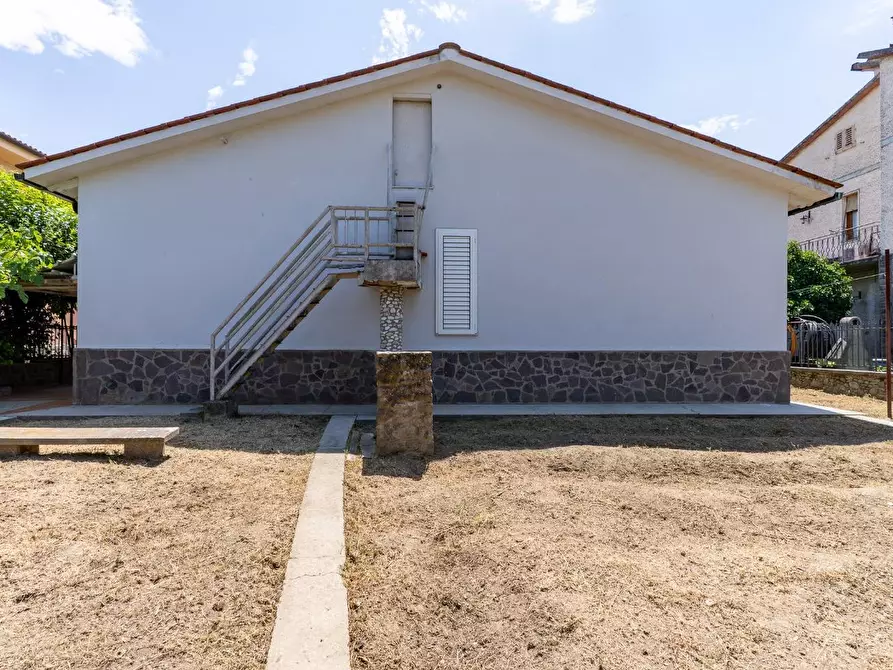 Immagine 12 di Villa in vendita  a Montelupo Fiorentino