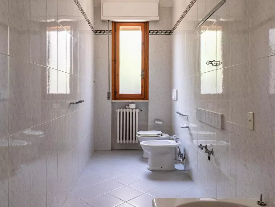 Immagine 45 di Villa in vendita  a Montelupo Fiorentino
