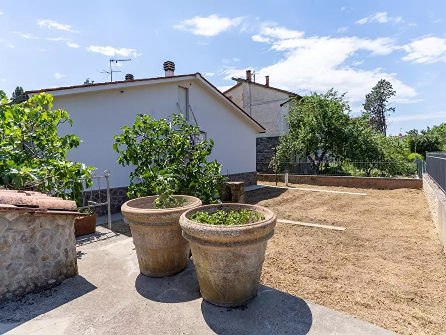 Immagine 16 di Villa in vendita  a Montelupo Fiorentino