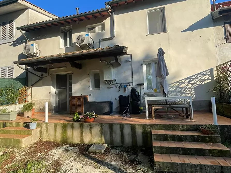 Immagine 14 di Terratetto in vendita  a Santa Maria A Monte