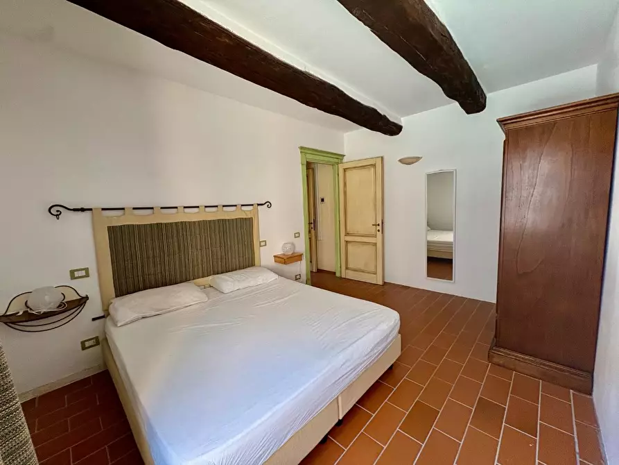 Immagine 8 di Appartamento in vendita  a Campiglia Marittima