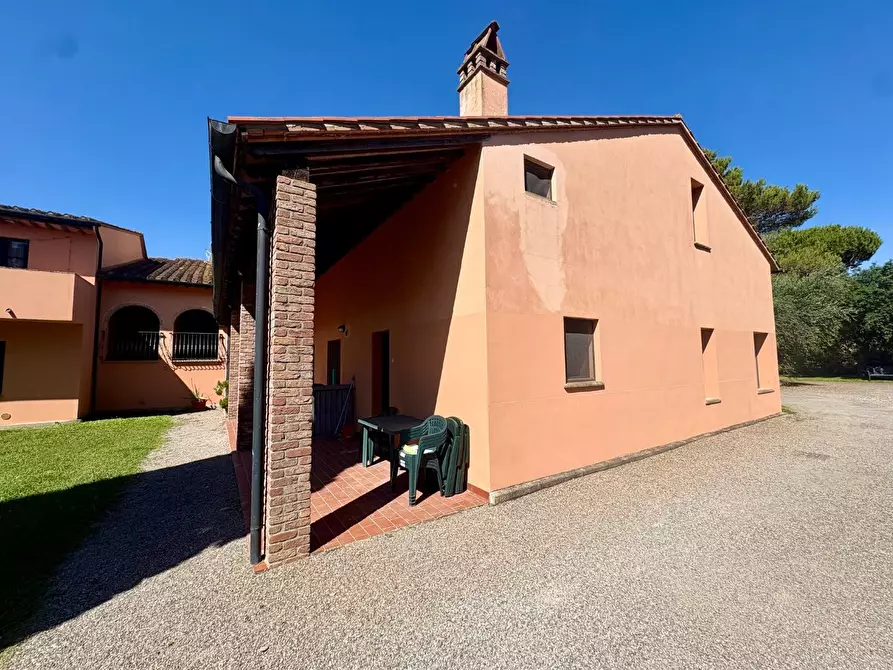 Immagine 2 di Appartamento in vendita  a Campiglia Marittima
