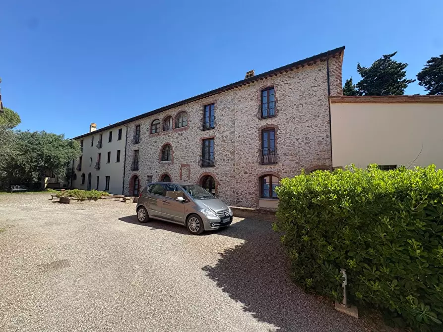 Immagine 14 di Appartamento in vendita  a Campiglia Marittima