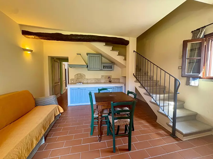 Immagine 4 di Appartamento in vendita  a Campiglia Marittima