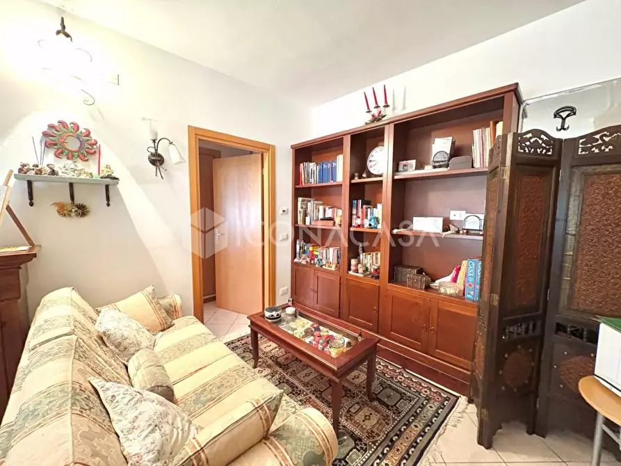 Immagine 3 di Appartamento in vendita  a Pontedera