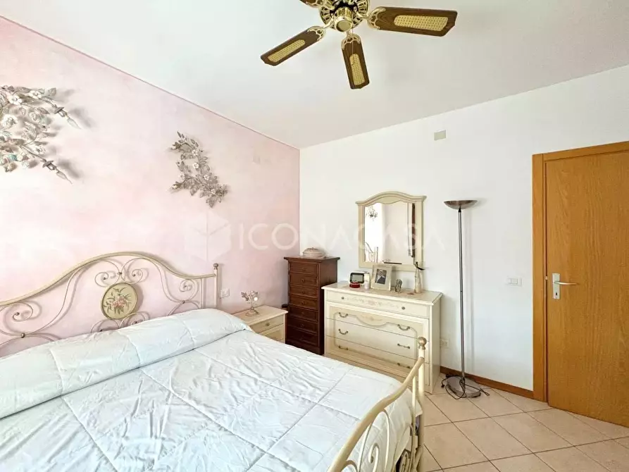 Immagine 12 di Appartamento in vendita  a Pontedera