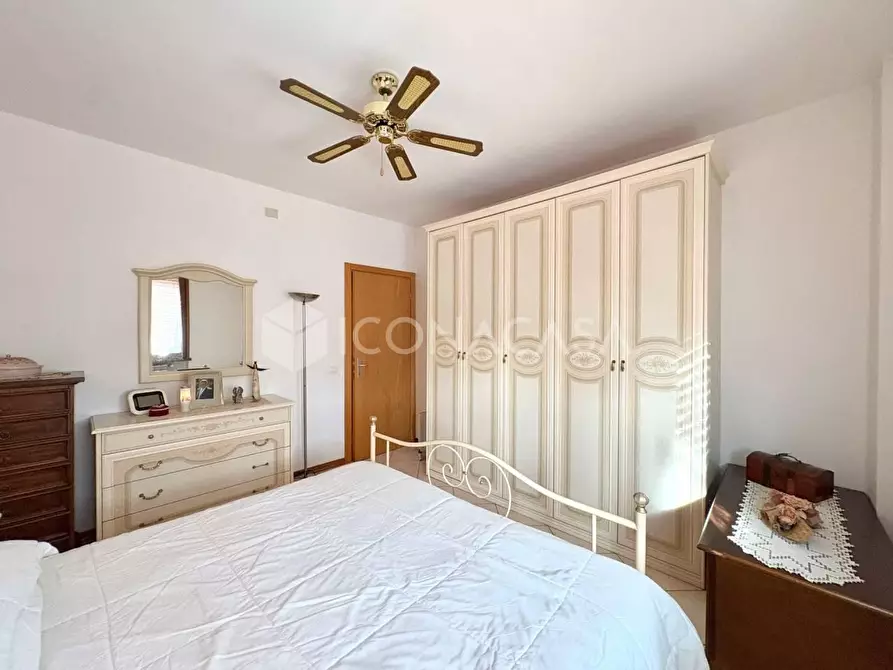 Immagine 13 di Appartamento in vendita  a Pontedera