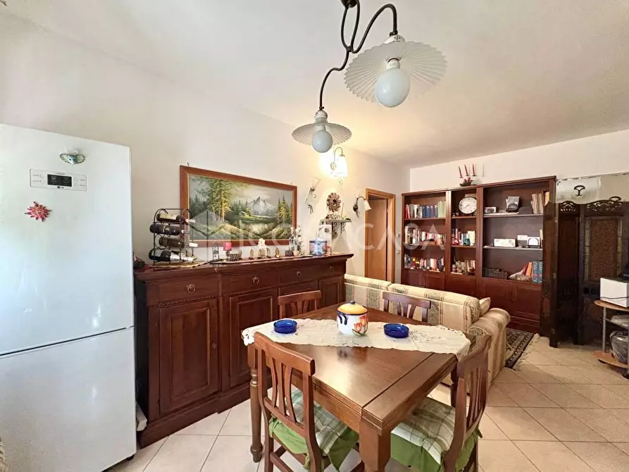 Immagine 9 di Appartamento in vendita  a Pontedera