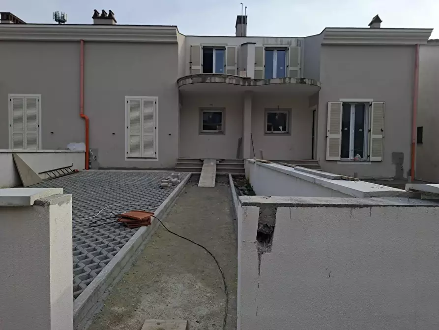 Immagine 3 di Villetta a schiera in vendita  a Santa Maria A Monte