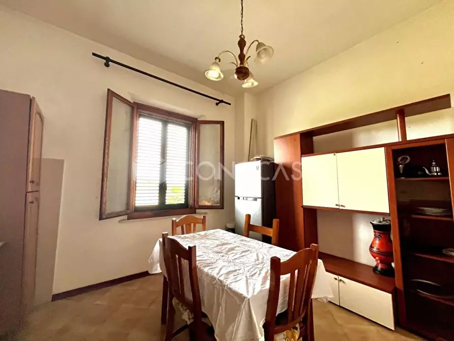 Immagine 9 di Appartamento in vendita  a Pontedera