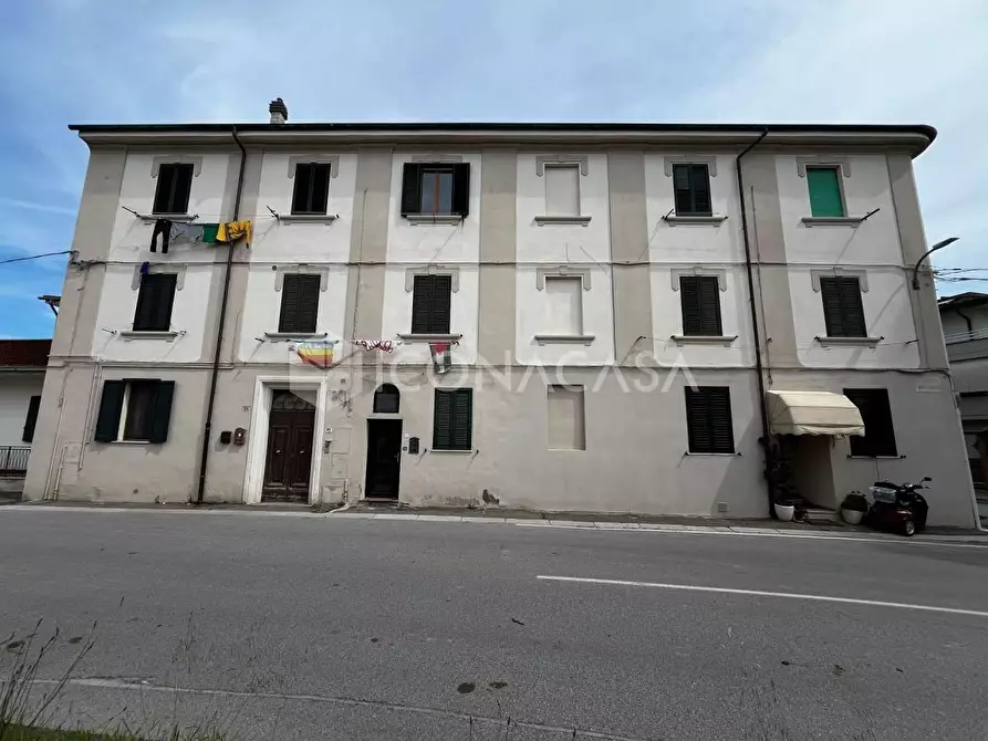 Immagine 1 di Appartamento in vendita  a Pontedera