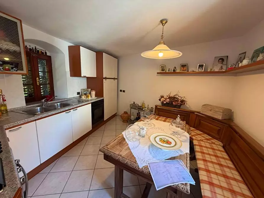 Immagine 4 di Terratetto in vendita  a Ortonovo