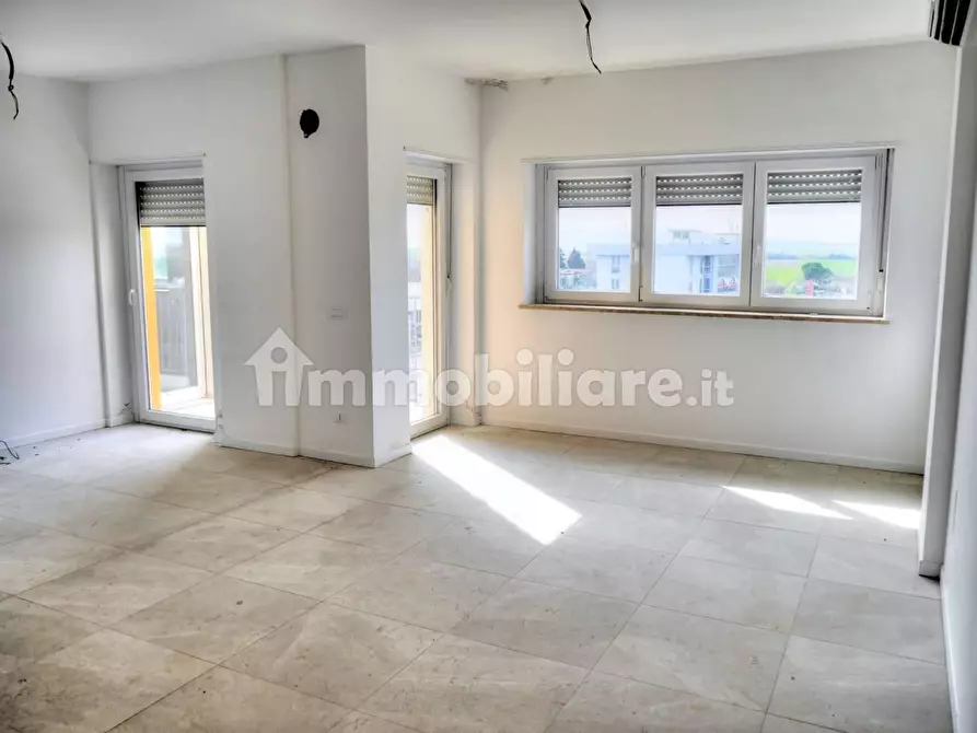 Immagine 16 di Appartamento in vendita  a Pisa